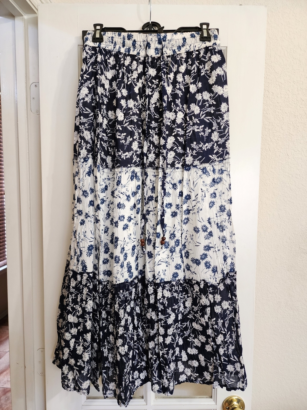 Mlle Gabrielle M Blue White Floral Tiered Cotton Maxi Skirt Boho
